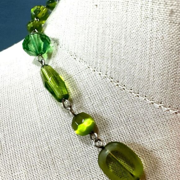 Unakite abalone green beaded necklace - Picture 5 of 7